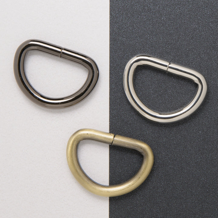 3 d-rings in nickel, gun metal and antique brass
