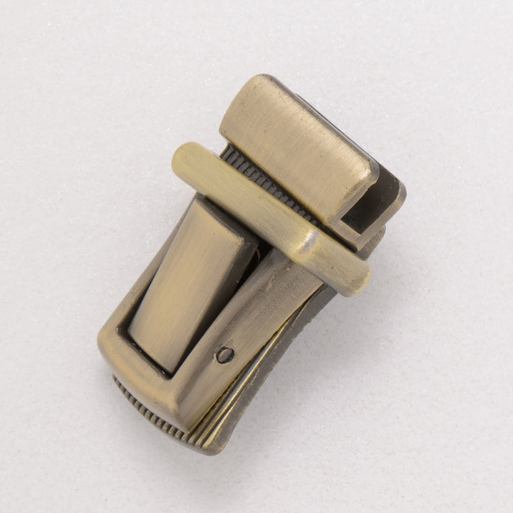 20.5mm antique brass tuck lock